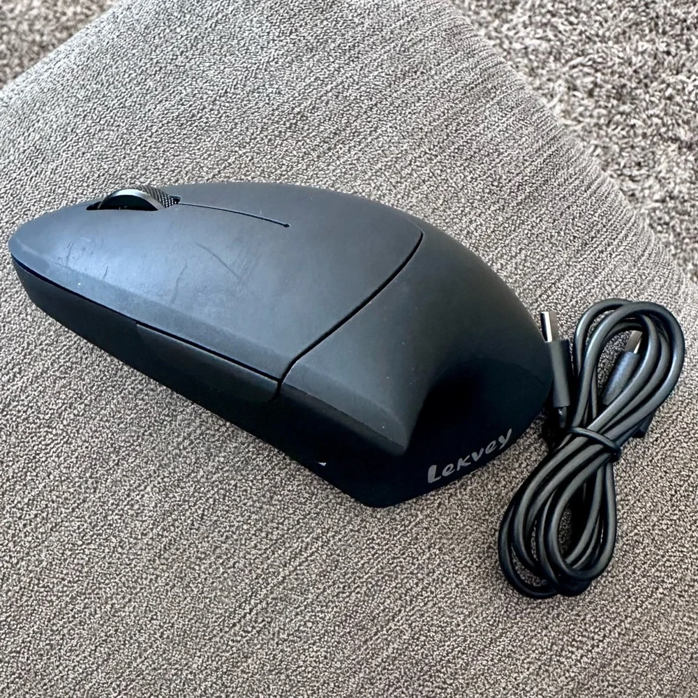 Levkey Vertical Black Ergonomic Rechargeable Wireless Mouse (A171)
